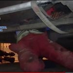 فيديو.. الشرطة الإسبانية تعثر على قاصر مغربي تحت هيكل حافلة
